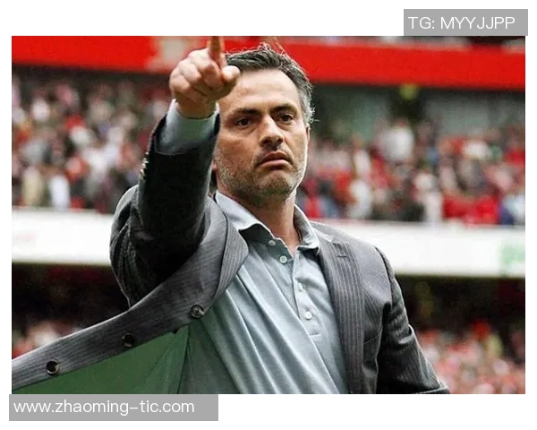 穆里尼奥因批评裁判被罚款25,000英镑：背后的故事与争议